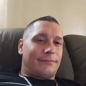 Meet your Posher, Larry